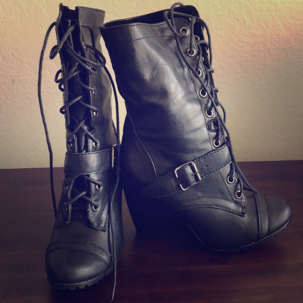 Heeled combat boots size 5.5